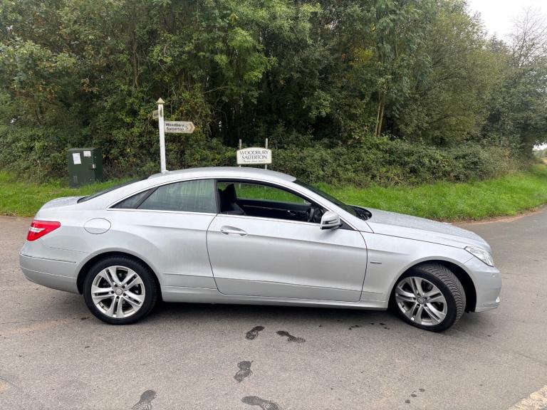 2010 Mercedes-Benz E Class E250 CGI BlueEFFICIENCY SE 2dr Tip Auto COUPE Petrol Automatic