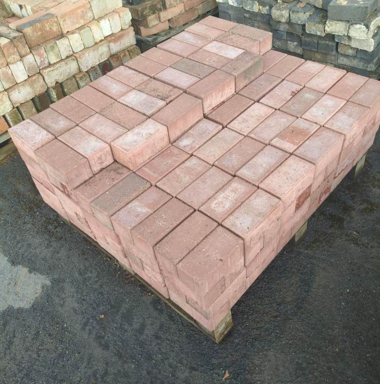 Common red bricks