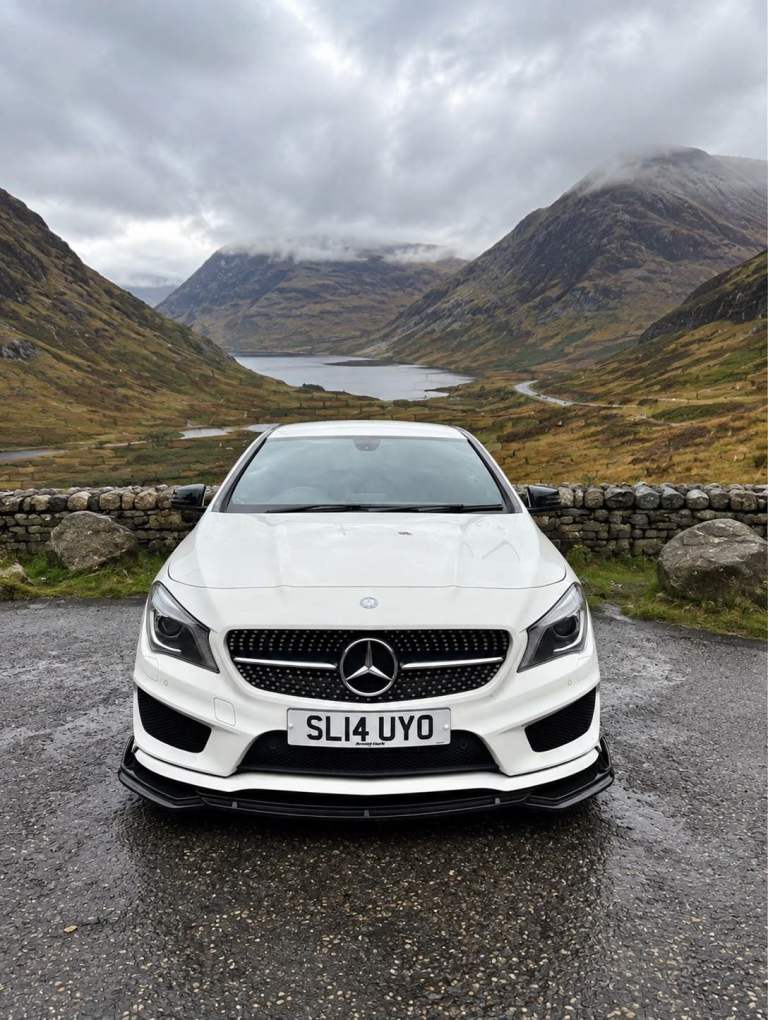 Mercedes-Benz, CLA, Saloon, 2014, Manual, 1595 (cc), Low mileage 