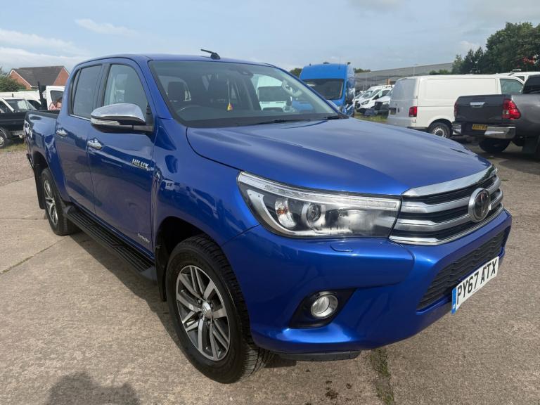 2017 Toyota Hilux Invincible D/Cab Pick Up 2.4 D-4D PICK UP Diesel Manual