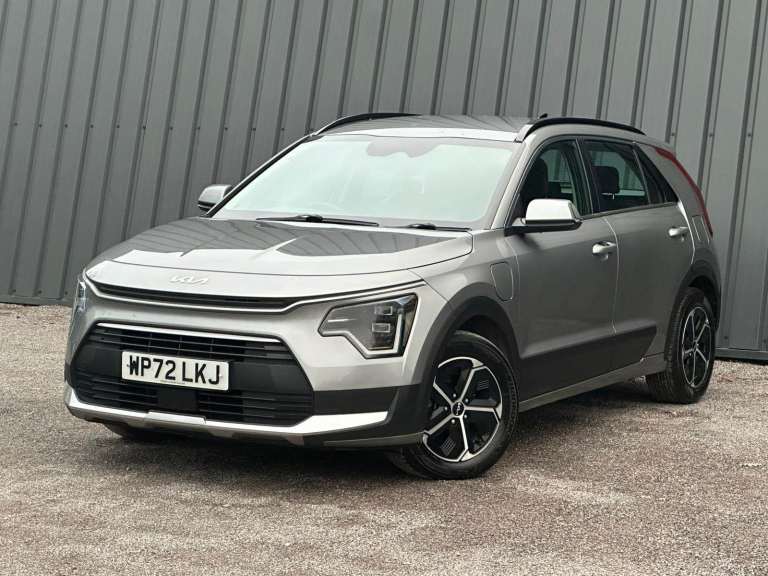 🚀 Drive Smart with the Kia Niro 2 (PCO Approved)