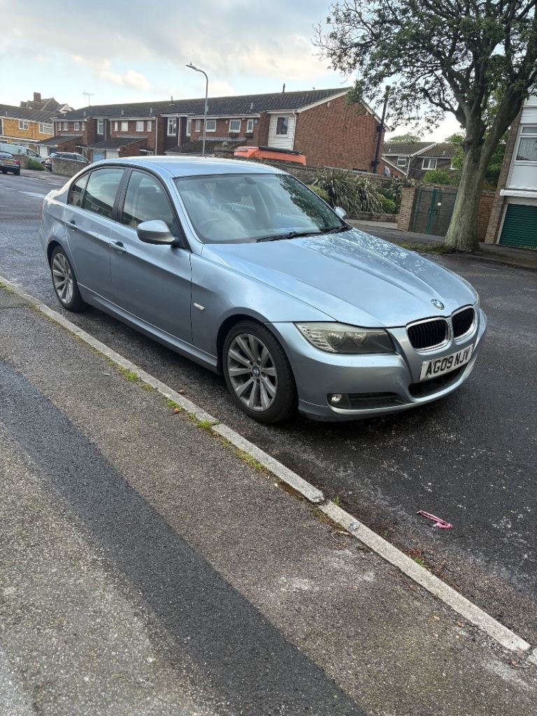 BMW, 3 SERIES, Saloon, 2009, Manual, 1995 (cc), 4 doors