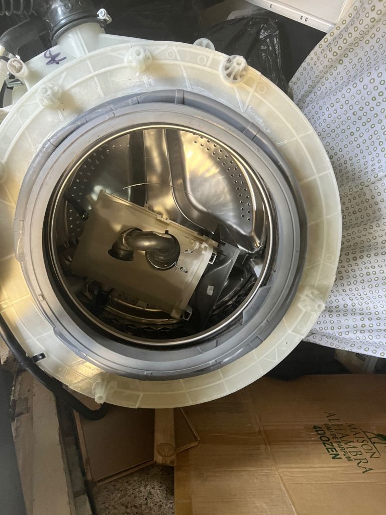 Complete drum samsung washing machine model WW80K5410UX