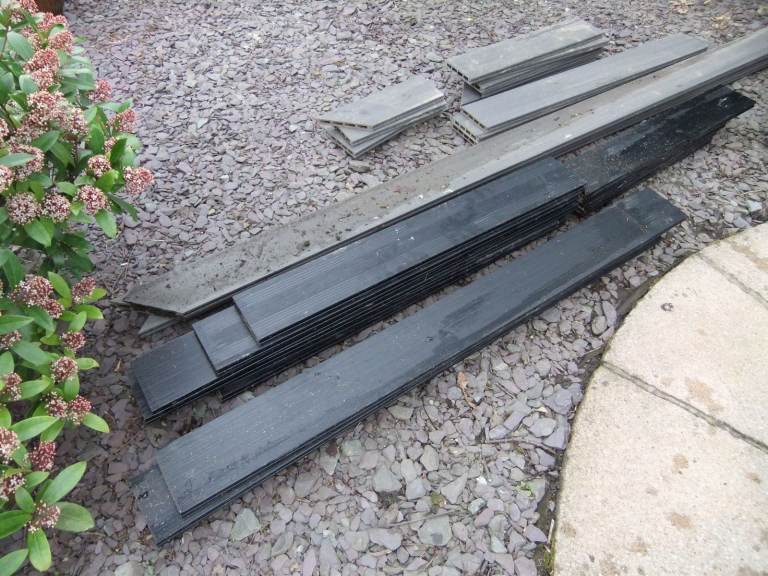 50 Offcuts of Composite Decking