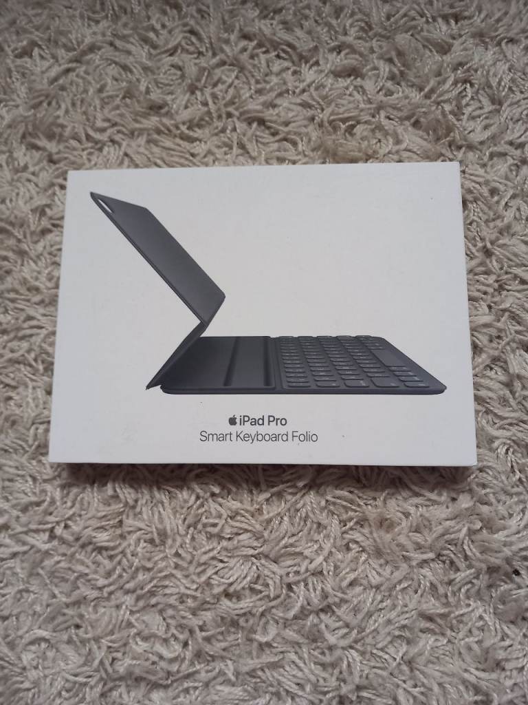 Apple iPad Pro Smart Keyboard Folio - NEW, only empty  Box