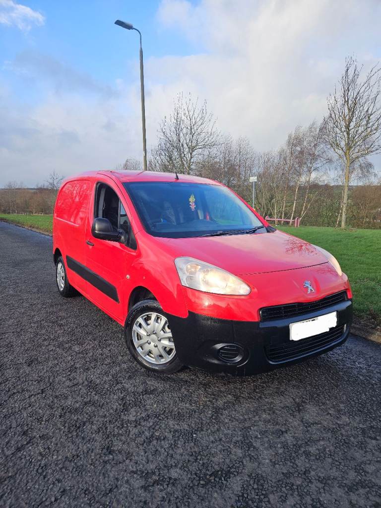 12/ reg  Peugeot partner 1.6 hdi fsh 103  k sim combo connect partner caddy berlingo