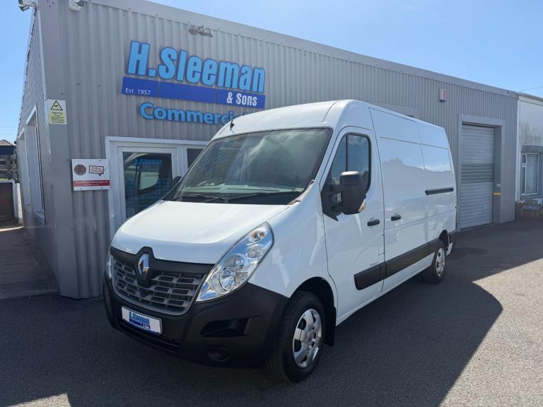 2018 (18) RENAULT MASTER MM33 BUSINESS + WITH ONLY 22,000 MILES!! AIR CON!!