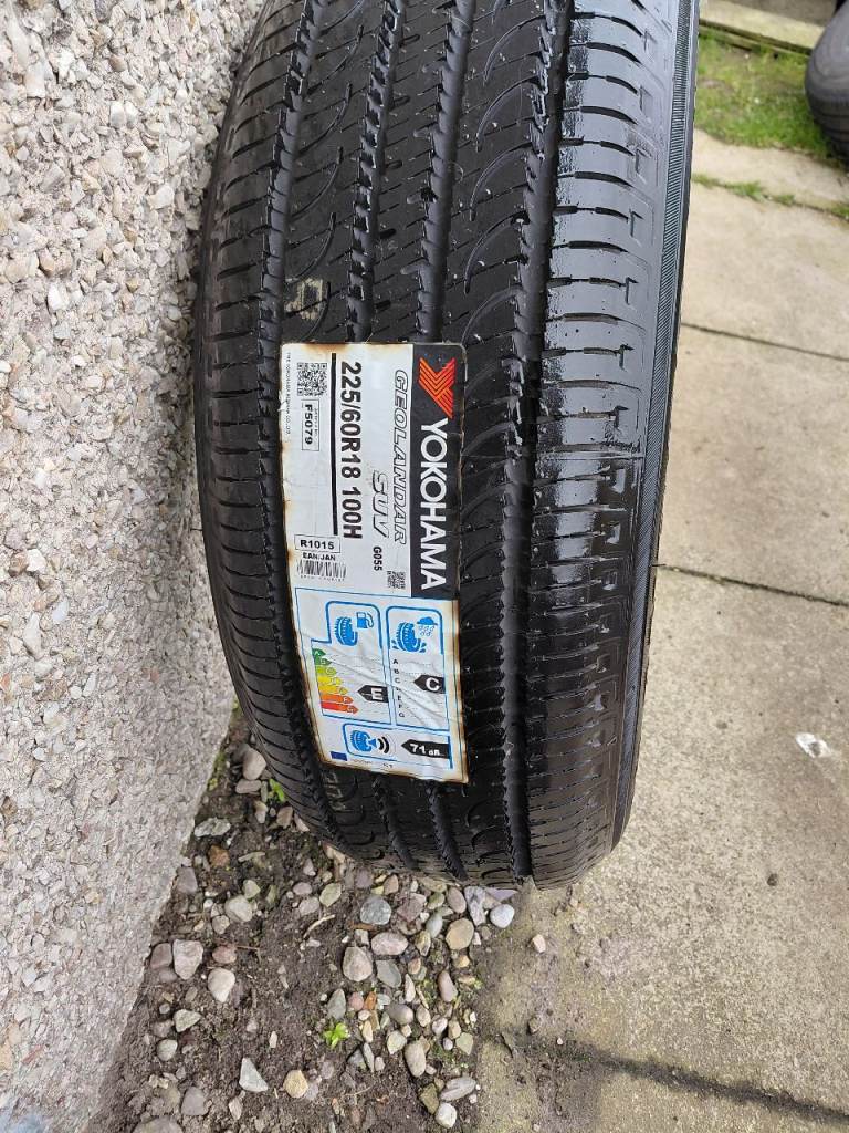 YOKAHAMA GEOLANDER SUV TYRES 