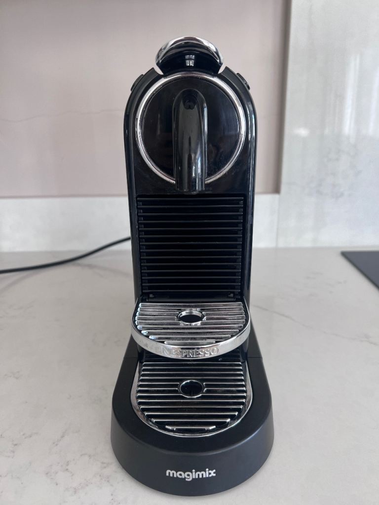 Nespresso Magimix Coffee Machine - Black, Good Condition