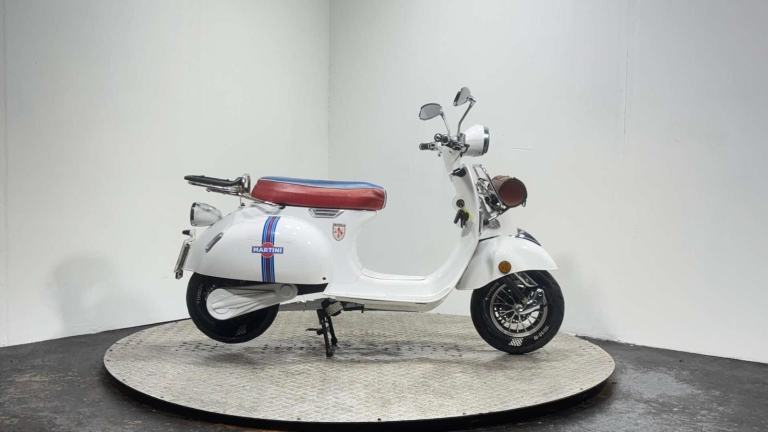 Artisan Ev ELECTRIC SCOOTER ESCOOTER 2018 3K WORKING ORDER RIDE AT 16 50CC