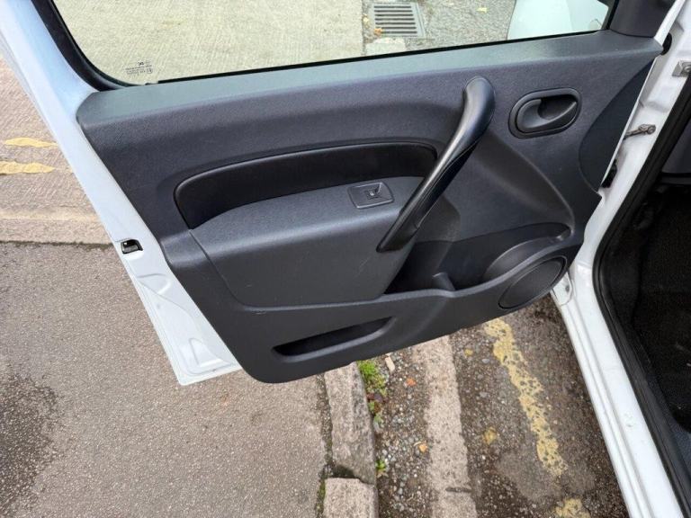 2014 64 RENAULT KANGOO MAXI 1.5 LL21 DCI ENERGY ENERGY PHASE 2 PANEL VAN 6DR DIE