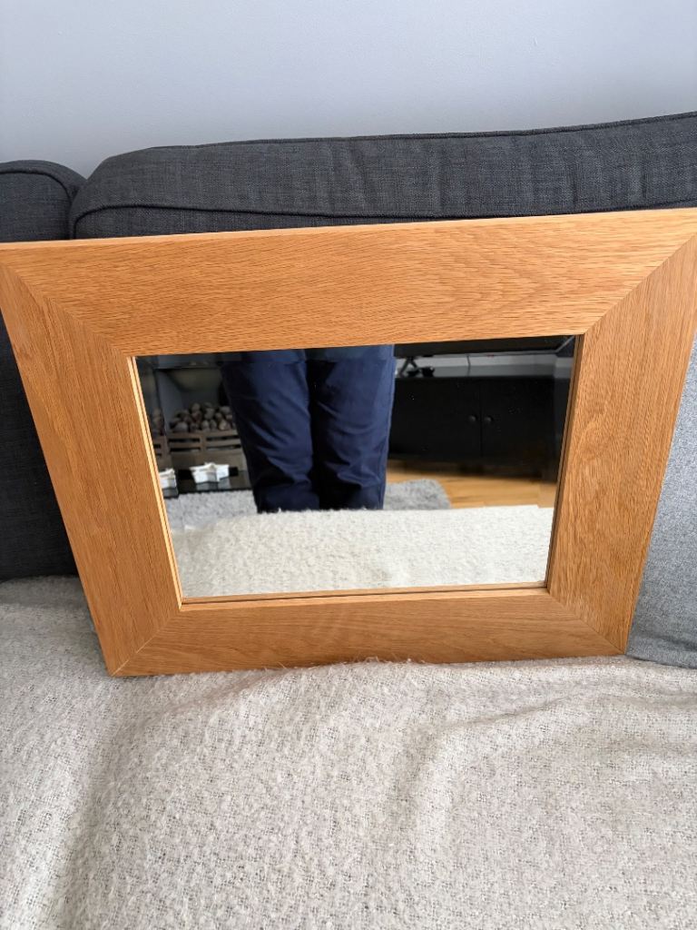 Solid wood mirror 