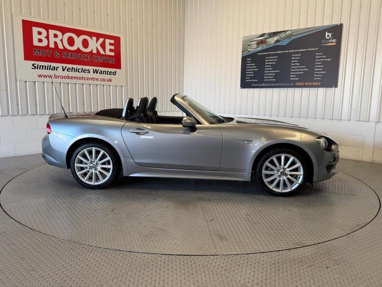 2018 Fiat 124 Spider 1.4 MultiAir Lusso Euro 6 2dr CONVERTIBLE Petrol Manual