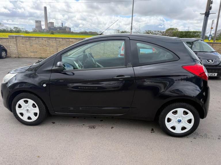 Ford, KA, Hatchback, 2012, Manual, 1242 (cc), 3 doors