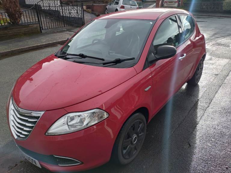 Chrysler, YPSILON, Hatchback, 2013, Manual, 1242 (cc), 5 doors