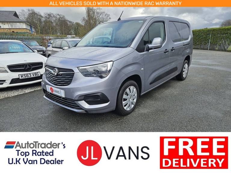 2022 Vauxhall Combo 2300 1.5 Turbo D 100ps H1 Sportive Van PANEL VAN DIESEL Manual