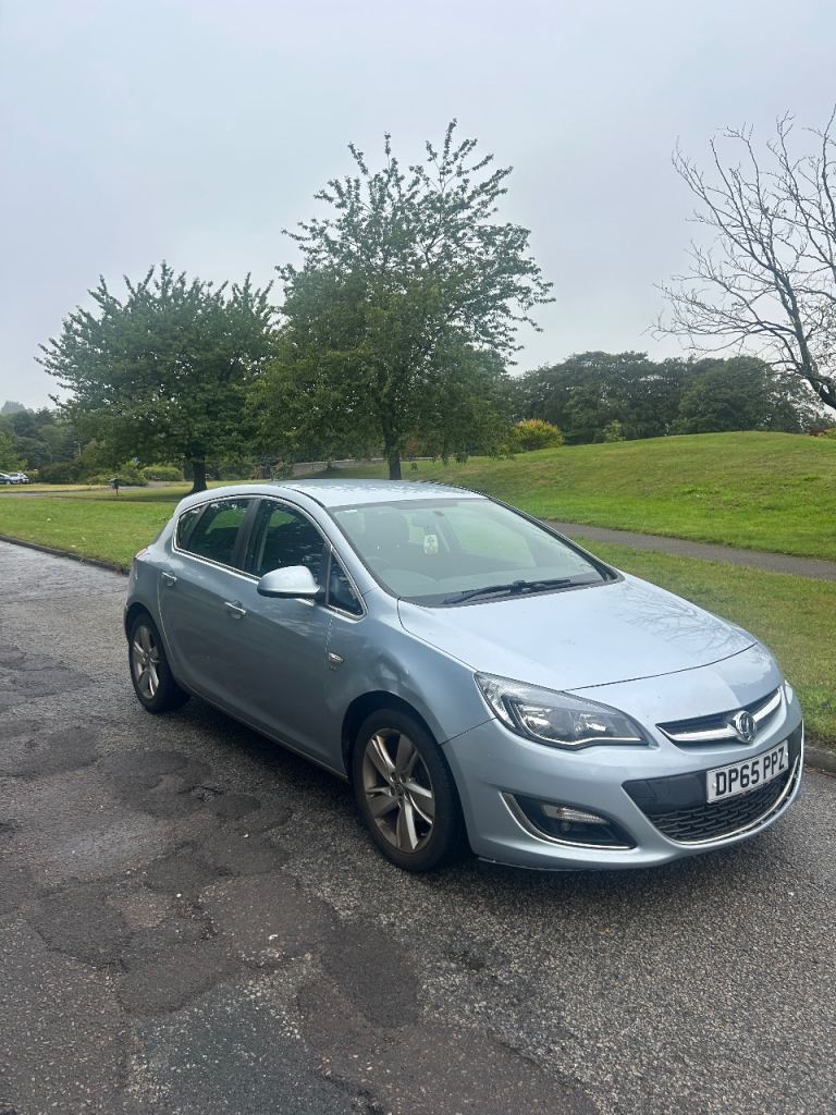 Vauxhall, ASTRA, Hatchback, 2015, Manual, 1598 (cc), 5 doors