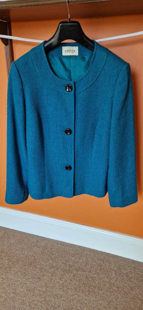 EASTEX LADIES JACKET. SIZE 14. EXCELLENT HARDLY WORN CONDITION.