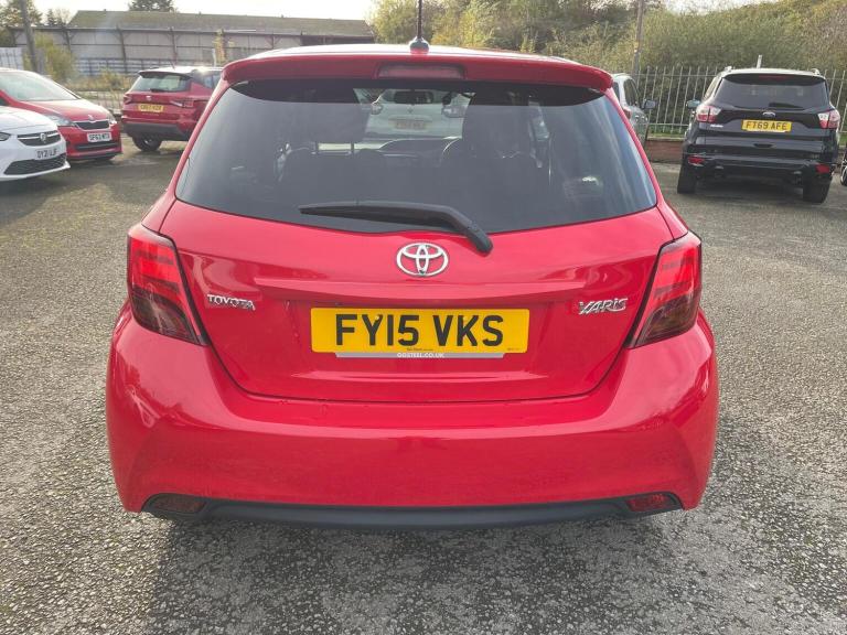 TOYOTA YARIS 1.33 Dual VVT-i Sport Euro 5 5dr Euro 5 2015