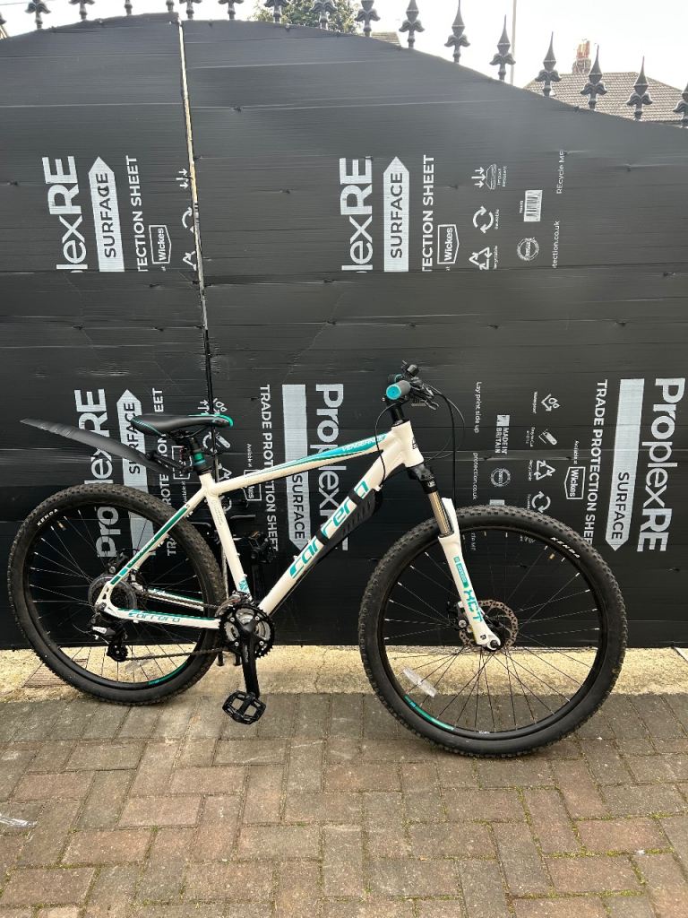 Carrera Vengeance Mountain Bike Medium Adults 27.5” RRP £400 Practically Brand New