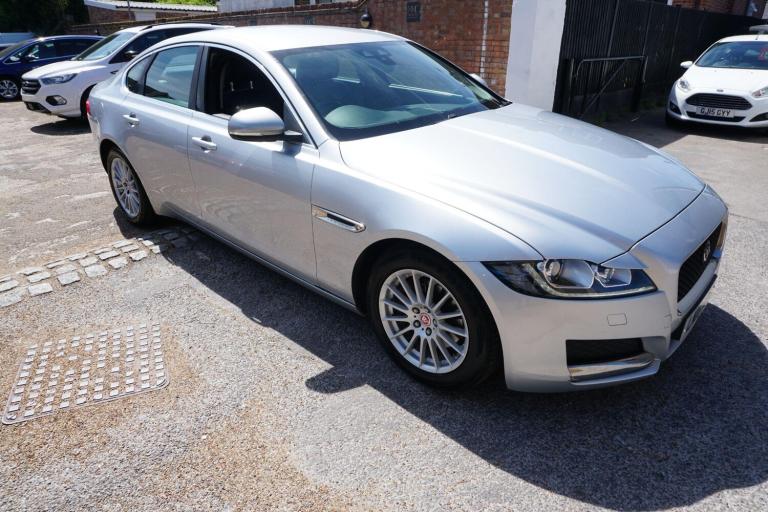 2016 Jaguar XF 2.0d Prestige Auto Euro 6 (s/s) 4dr SALOON Diesel Automatic