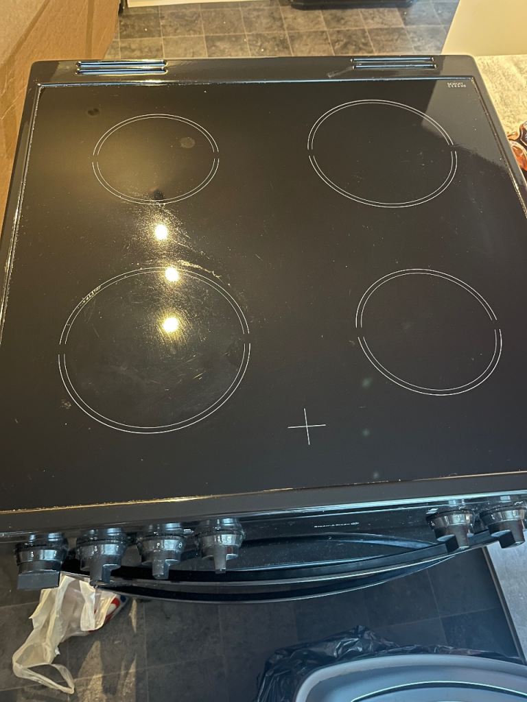 Double electric oven and hob 
