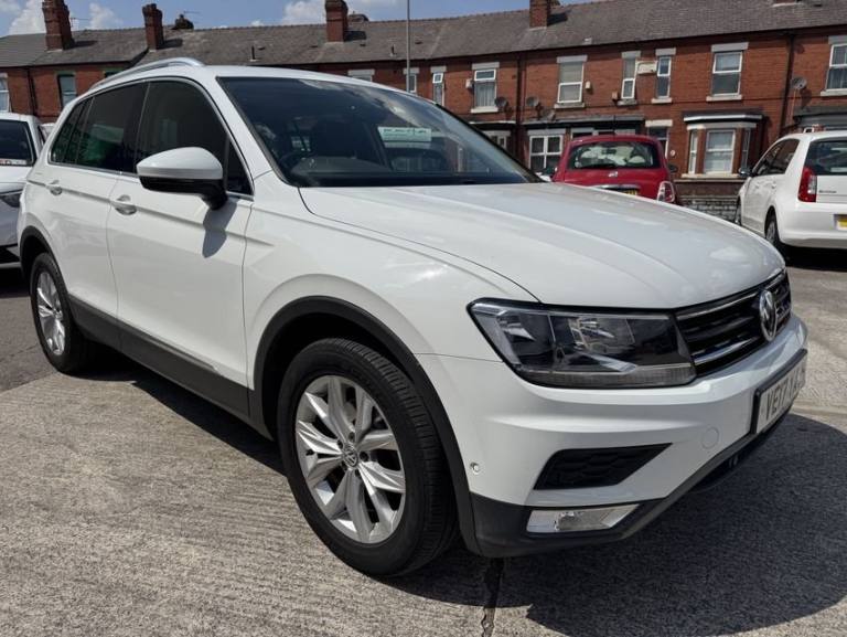 2017 17 VOLKSWAGEN TIGUAN 2.0 TDI BLUEMOTION TECH SE NAVIGATION SUV 5DR DIESEL D
