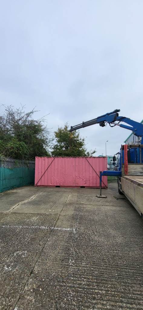 Crane lorry container movement 