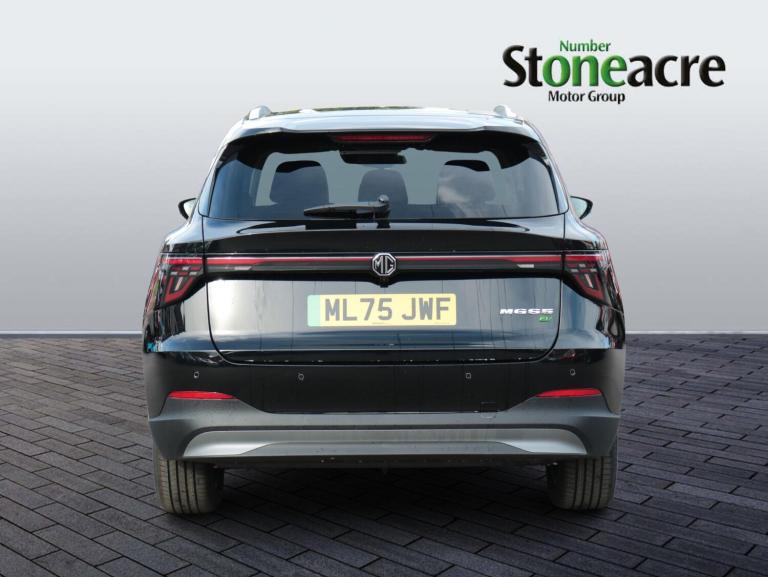 2025 MG MGS5 64kWh Trophy Long Range SUV 5dr Electric Auto (231 ps) HATCHBACK Electric Automatic