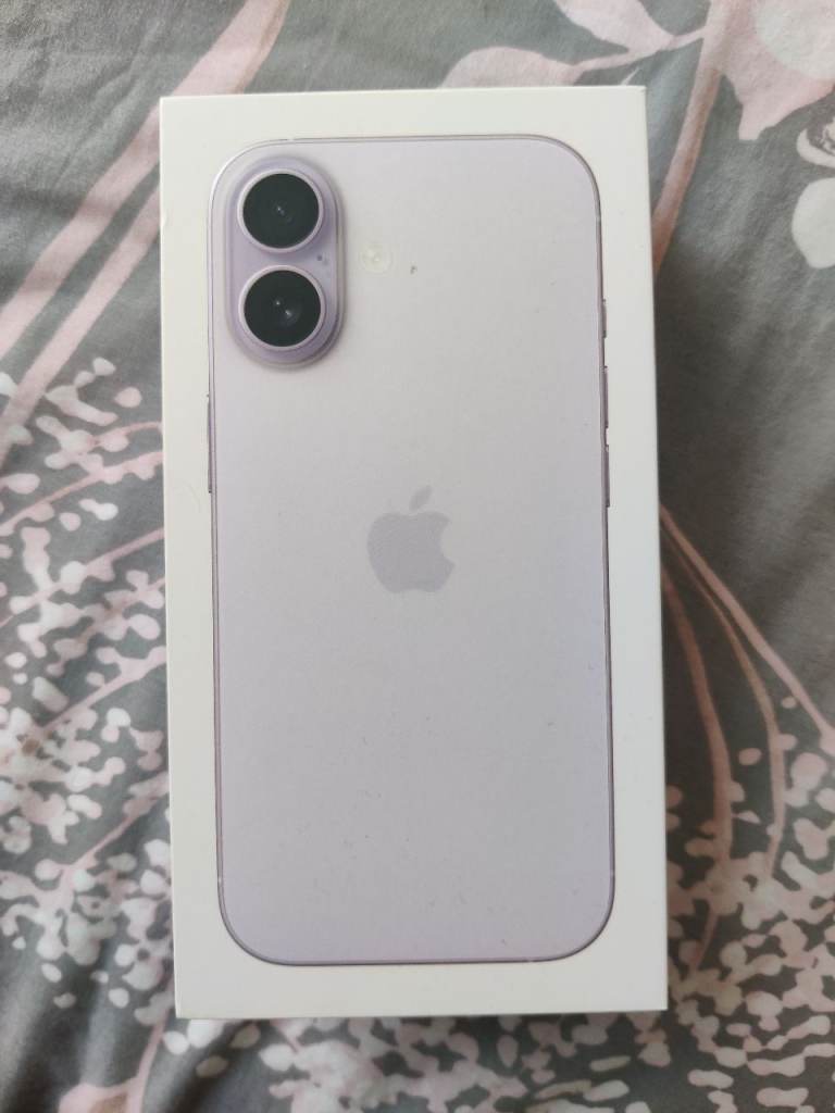 Apple iPhone 17 256GB Lavender - As Good As New