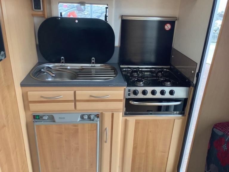 2011 (11) NU-VENTURE NU-SURF CAMPERVAN