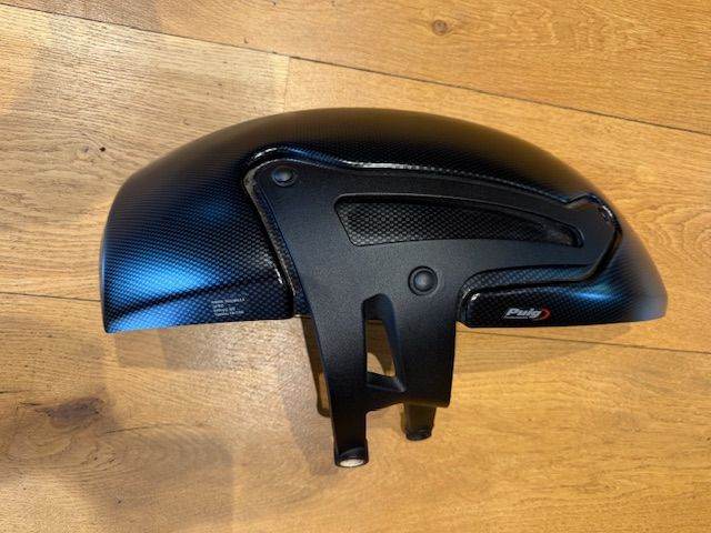 BMW R1250R Hugger (Puig)