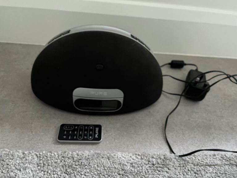 PURE IPOD docking station 