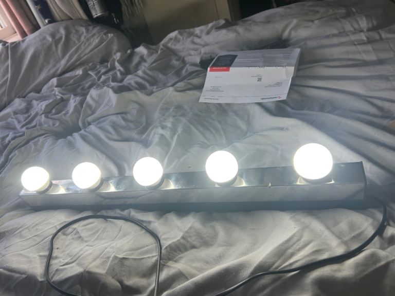 dressing table & light. 