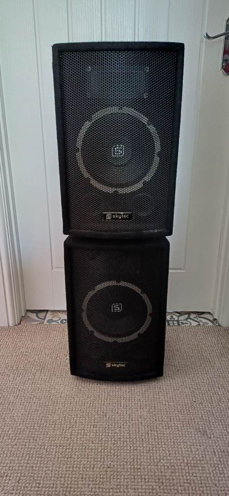 2 x Skytec - SL8 8" Passive PA Speakers