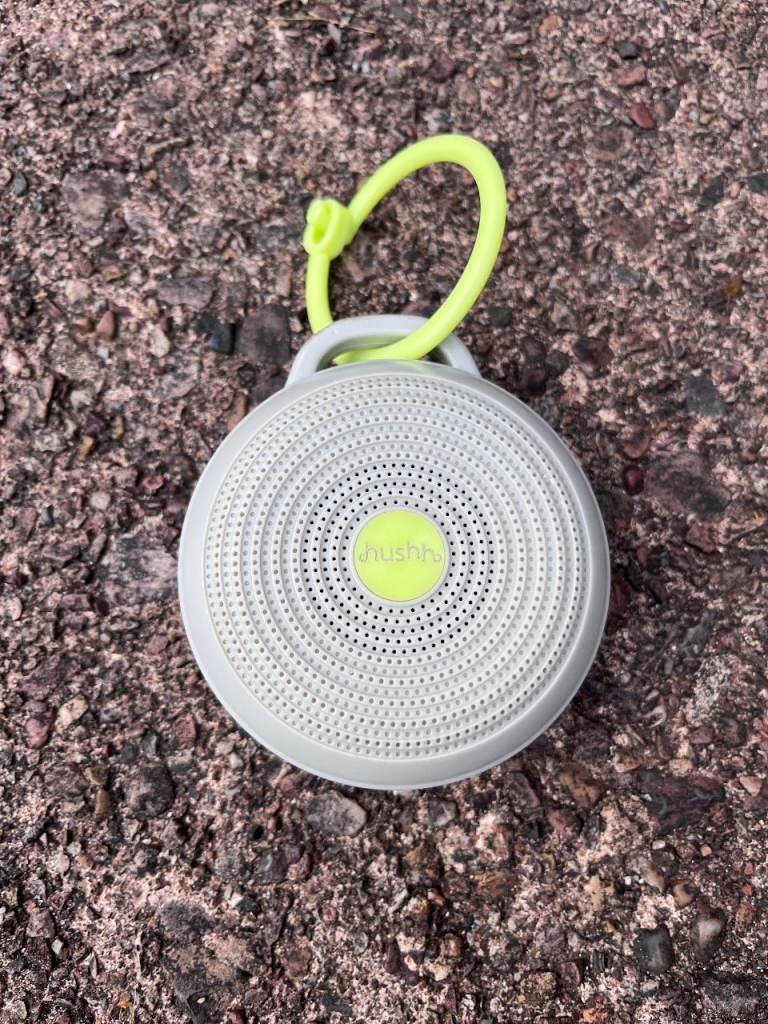 Portable white noise sound machine Hushh by Marpac