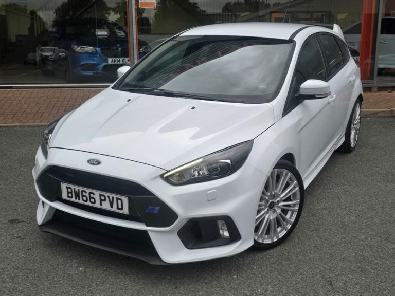 2016 Ford Focus 2.3 EcoBoost 5dr HATCHBACK PETROL Manual