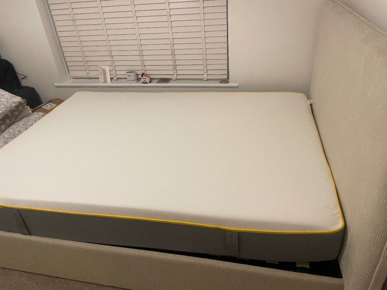 EVE Sleep - Double Mattress - 1 week old - FOR SALE - COLLECTION ONLY