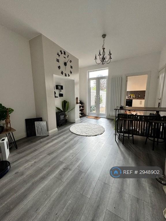 2 bedroom house in Wargrave Road, Newton-Le-Willows, WA12 (2 bed) (#2948902)
