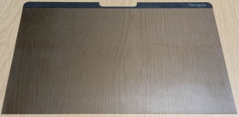 Targus privacy screen for macbook 13-inch = Hillhead/Kelvinbridge area