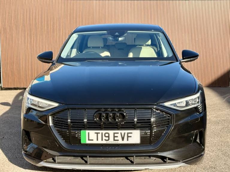 2019 Audi e-tron 55 SUV 5dr Electric Auto quattro 95kWh (408 ps) ESTATE ELECTRIC Automatic