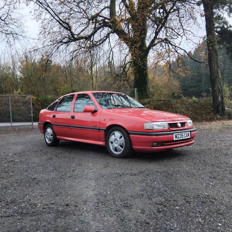 Vauxhall, CAVALIER, Hatchback, 1994, Manual, 1998 (cc), 5 doors