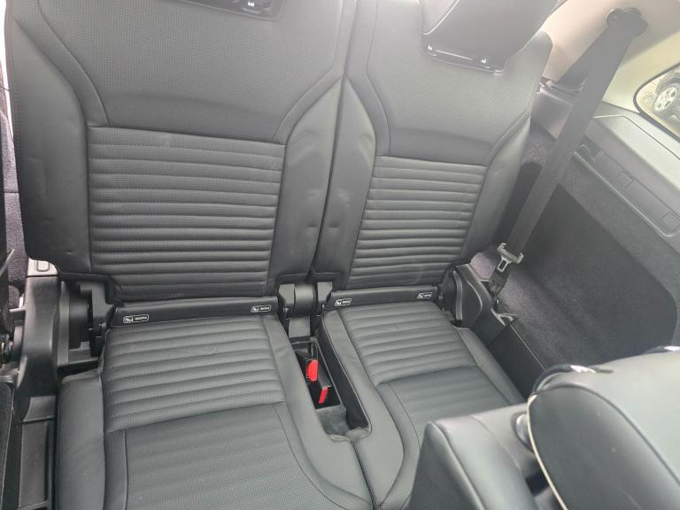 2017 Land Rover Discovery 2.0 SD4 HSE Auto 4WD Euro 6 (s/s) 5dr ESTATE Diesel Automatic