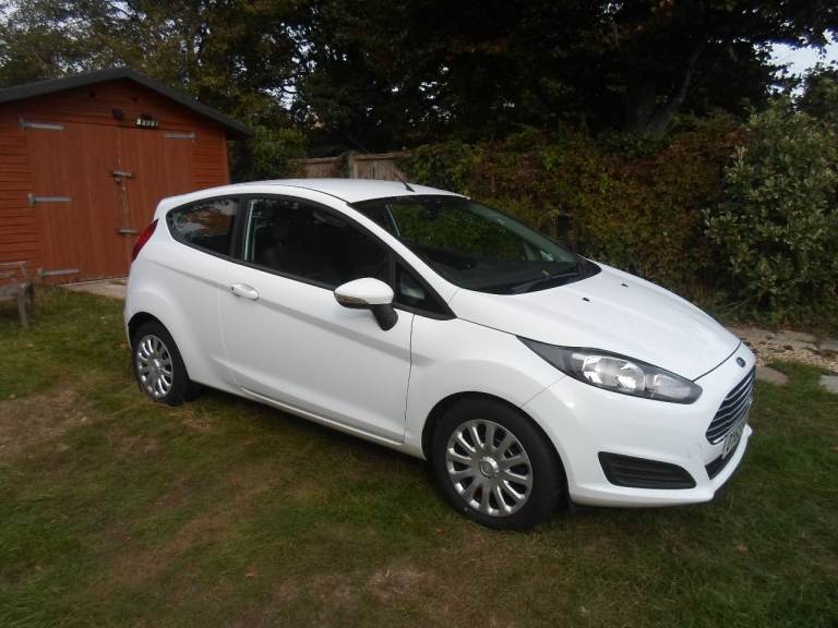 Ford, FIESTA, Hatchback, 2013, Diesel Manual, 1498 (cc), 3 doors