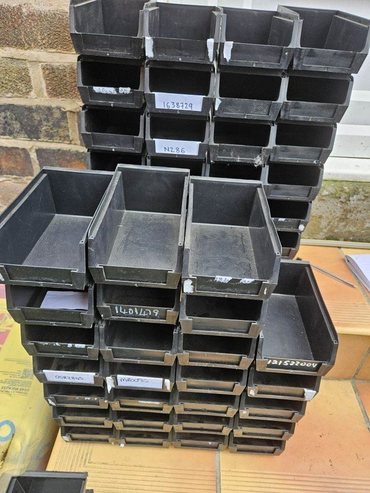 Plastic Storage Bins Space-Saving Stackable Bins for Garage Pantry Craft Organization Picking Bin
