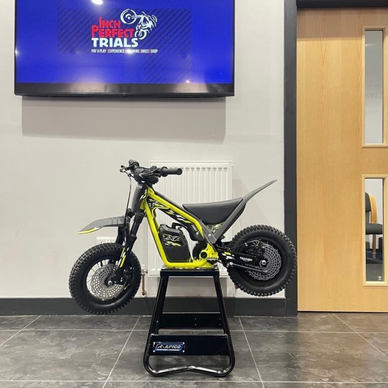 BRAND NEW TRIUMPH TXP-12 **ORDER NOW FOR CHRISTMAS** KIDS ELECTRIC TRIALS