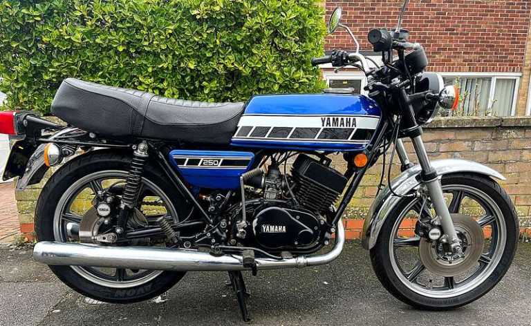 1977 Yamaha RD250 247cc