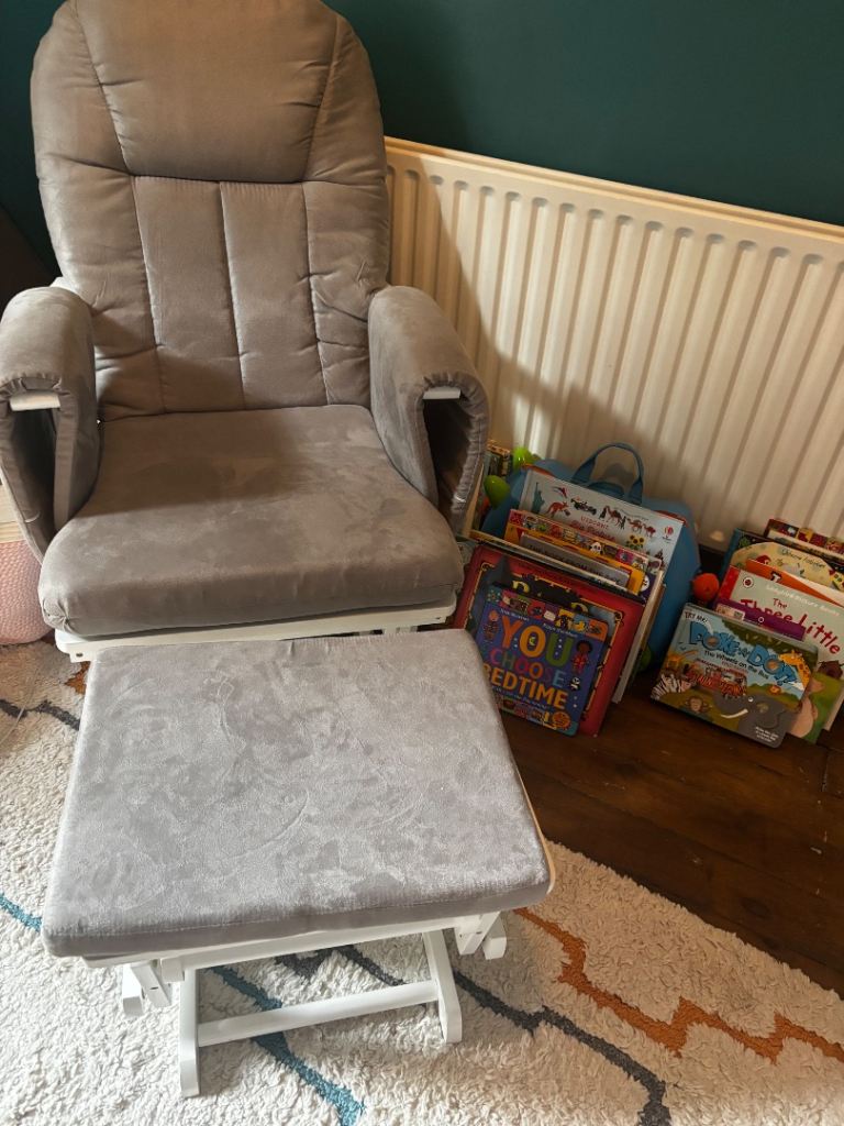 Nursery Glider Chair with Footstool pick up only 