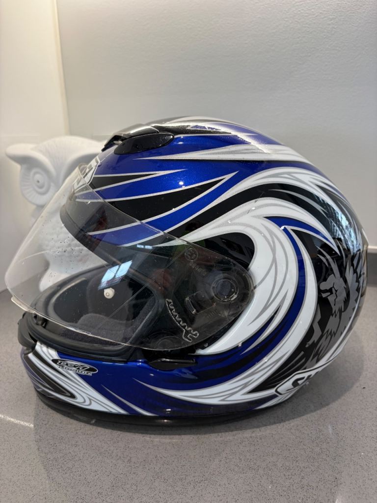 Motorcycle helmet 