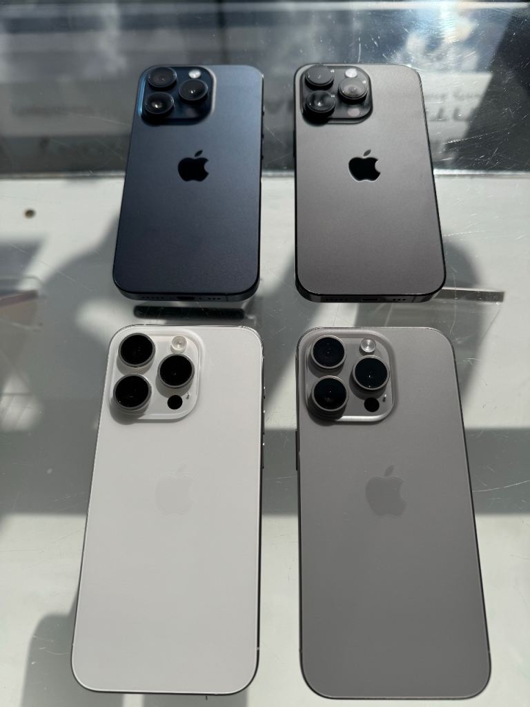 Apple iPhone 15 pro max unlocked receipt and warranty 